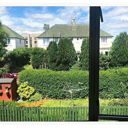 Bright & Spacious Double Room With Garden View- Close To Airport & City Centre EDI Exterior foto