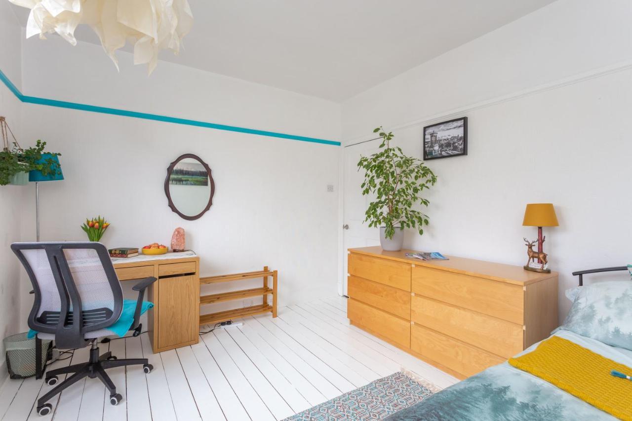 Bright & Spacious Double Room With Garden View- Close To Airport & City Centre EDI Exterior foto